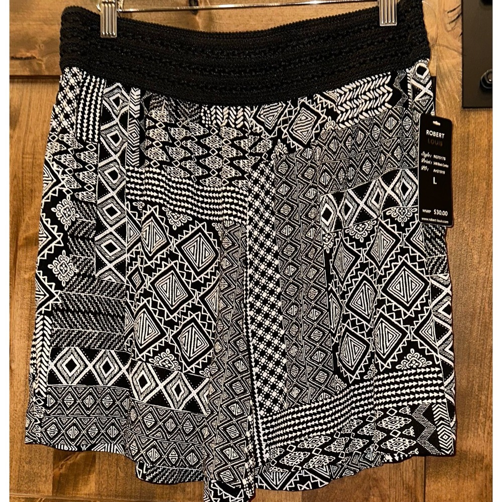 Robert Louis Black & White Linen Shorts